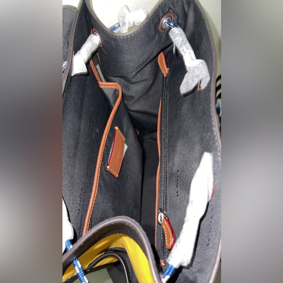 Coach League Flap Backpack - Picture 3 of 6